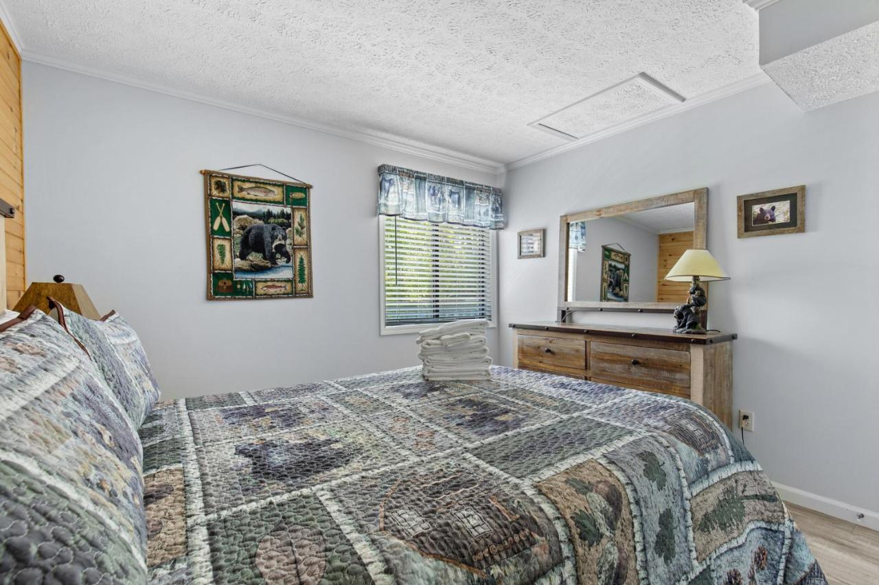 Bear Cub Retreat Apartment Gatlinburg Ngoại thất bức ảnh